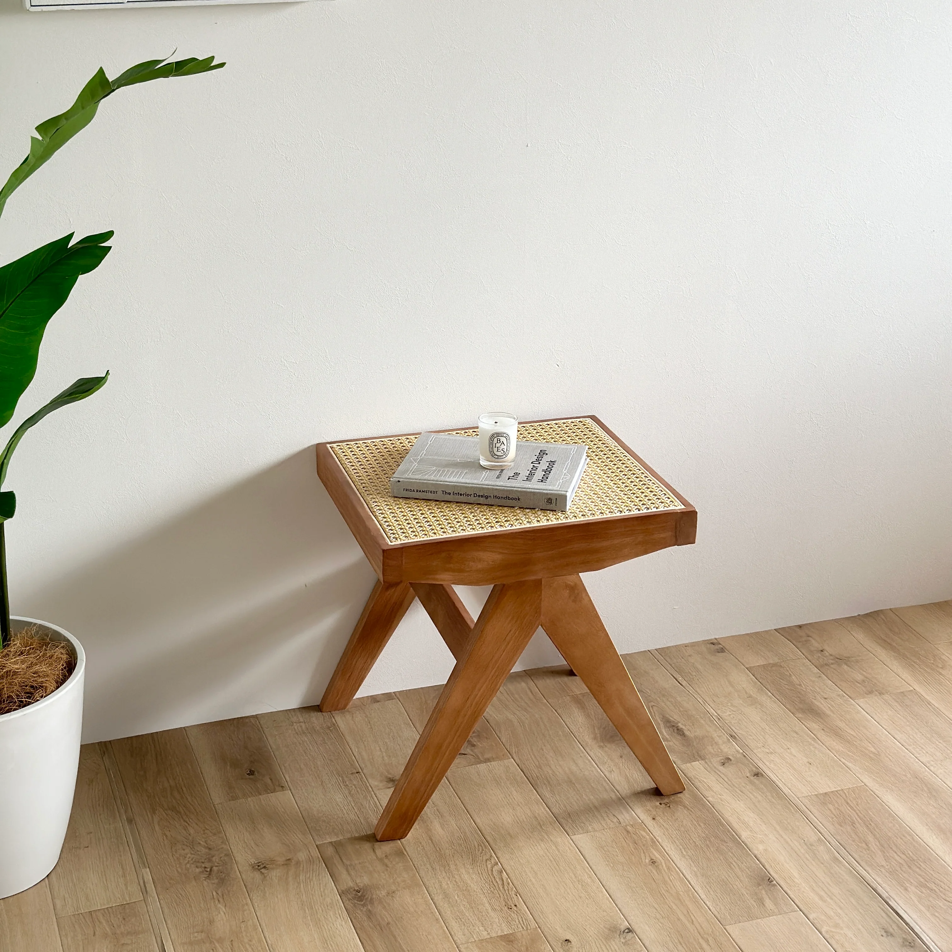 ラタンベンチスツール