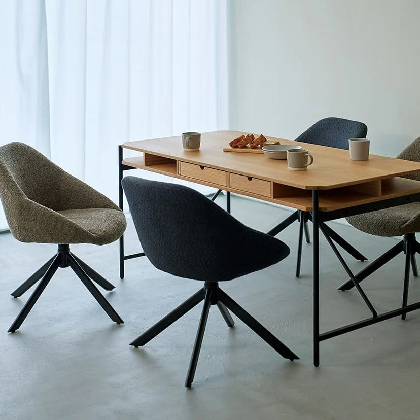 回転ブークレアームチェア