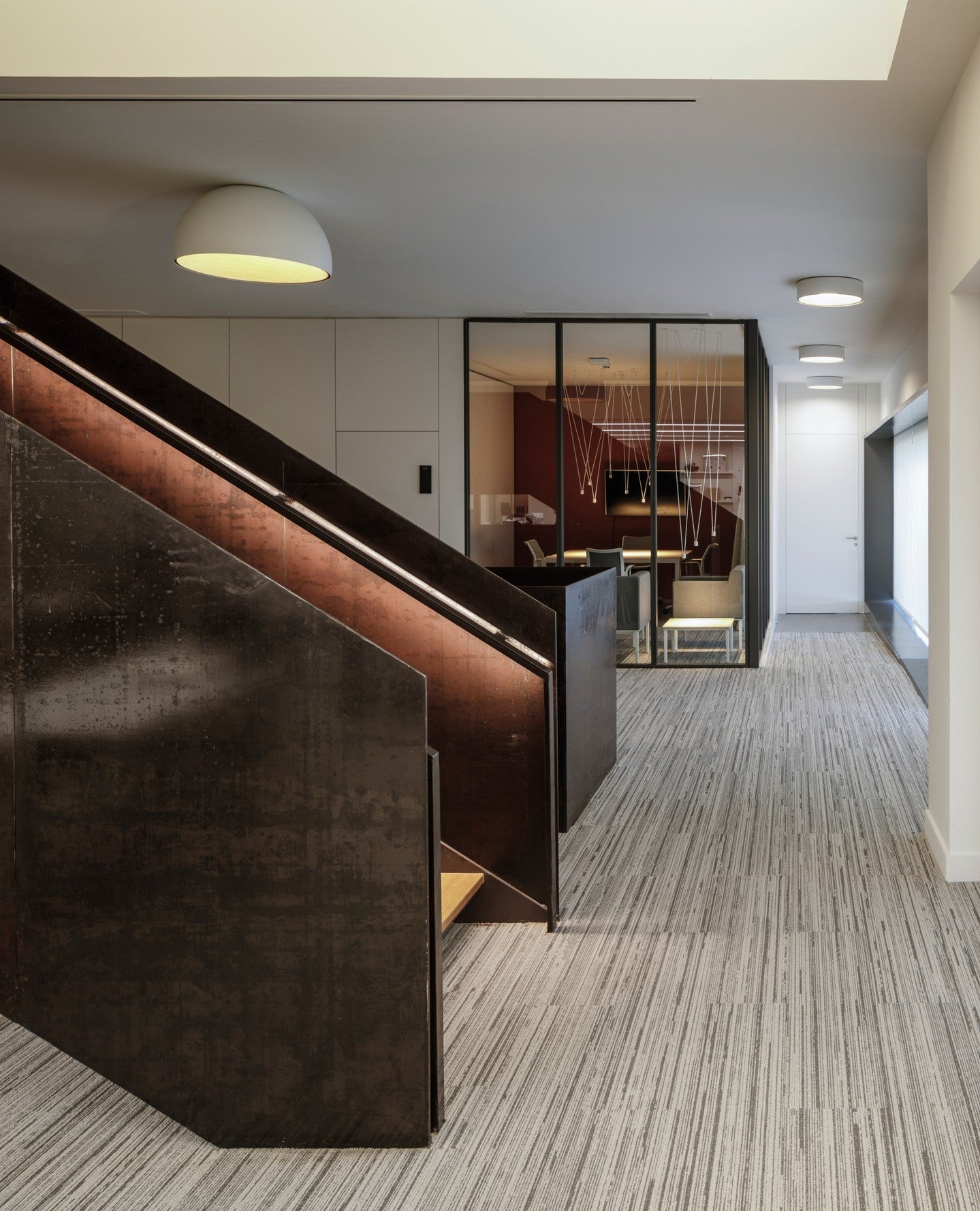 デュオシーリングランプ