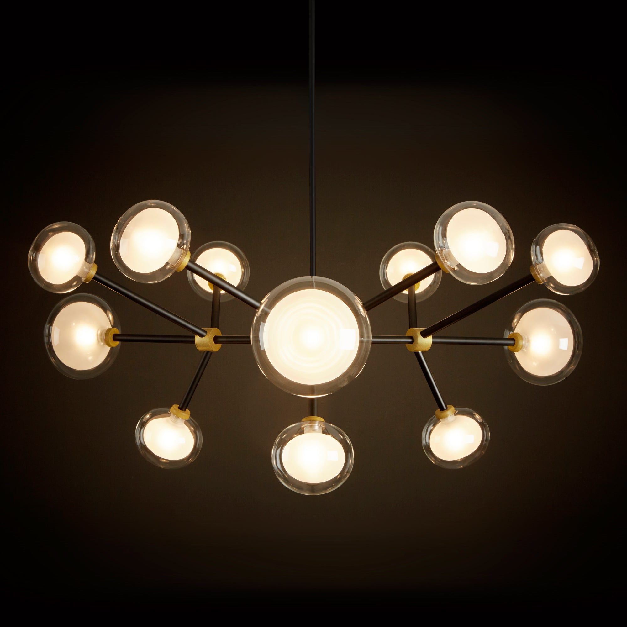 ナビラシャンデリア