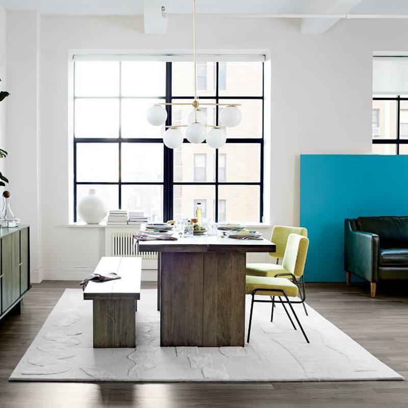 球体とステムのシャンデリア