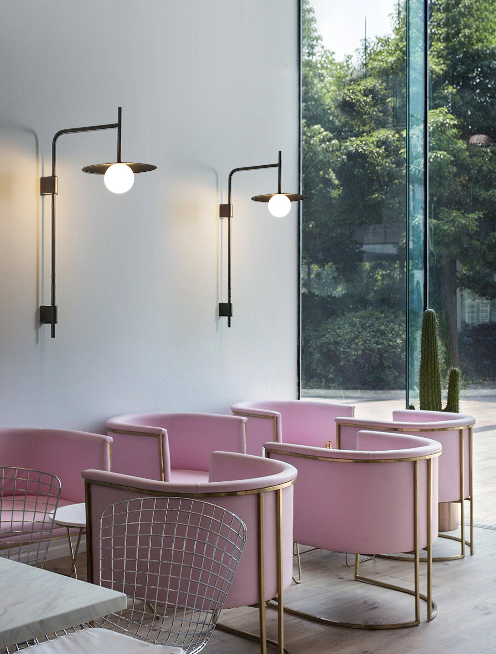 Gea スイング アーム ウォール ランプ