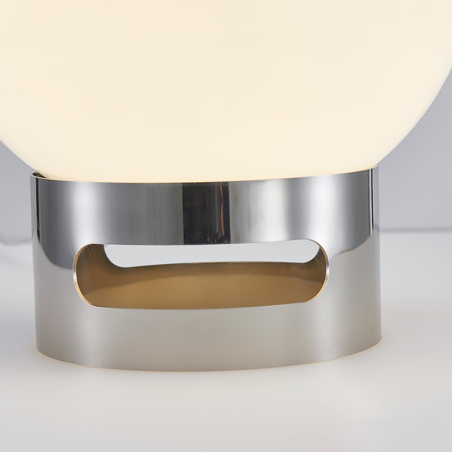 ヴァレリア テーブルランプ