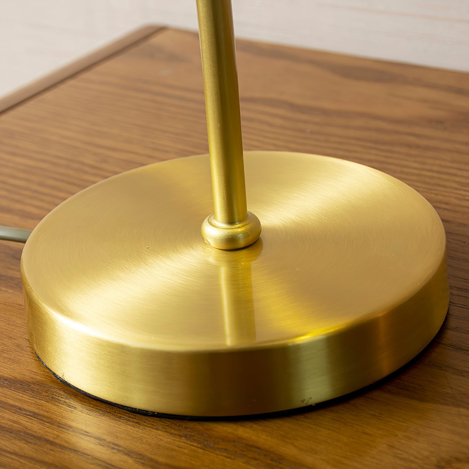 アネタ テーブルランプ