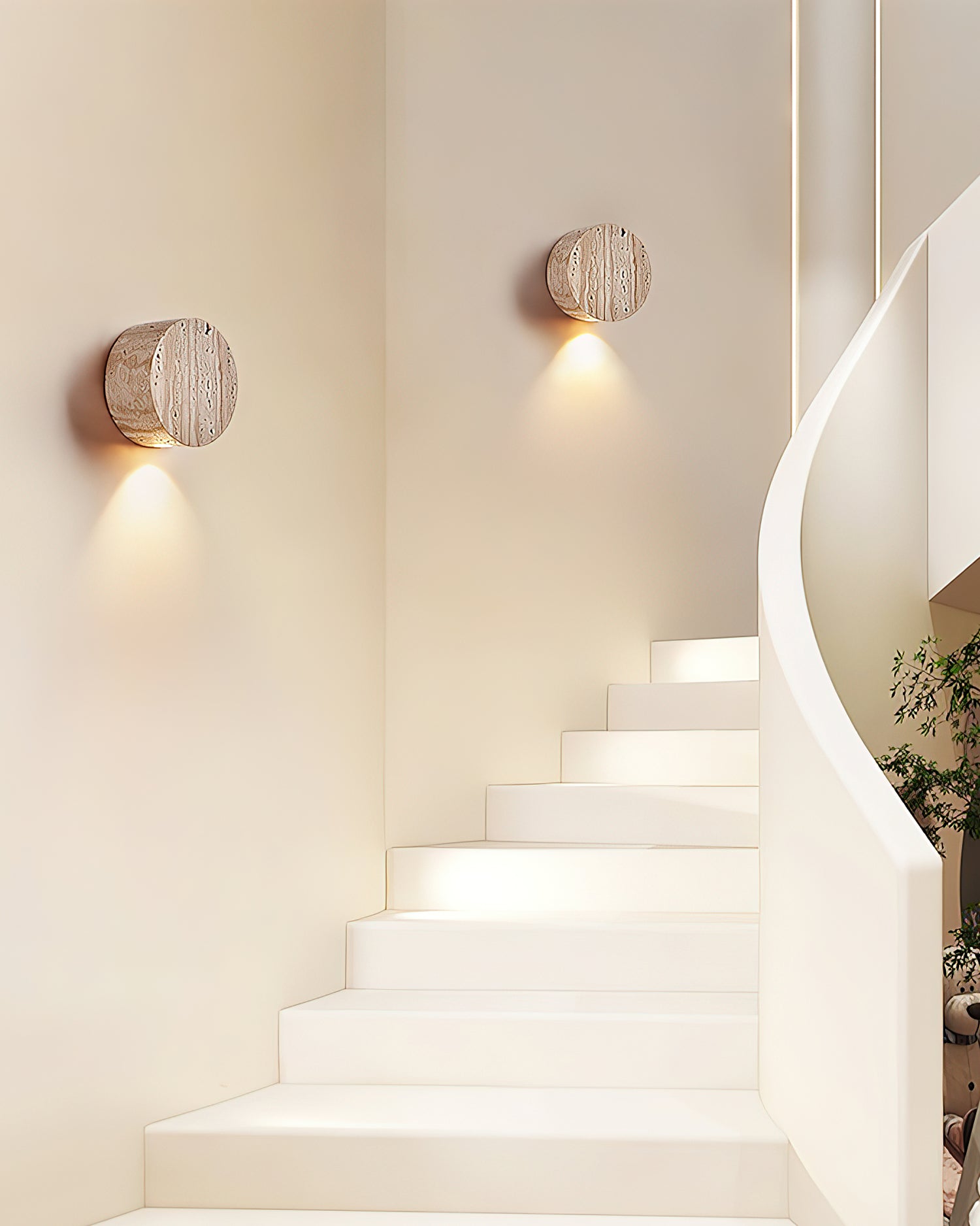 Lytheris Wall Light