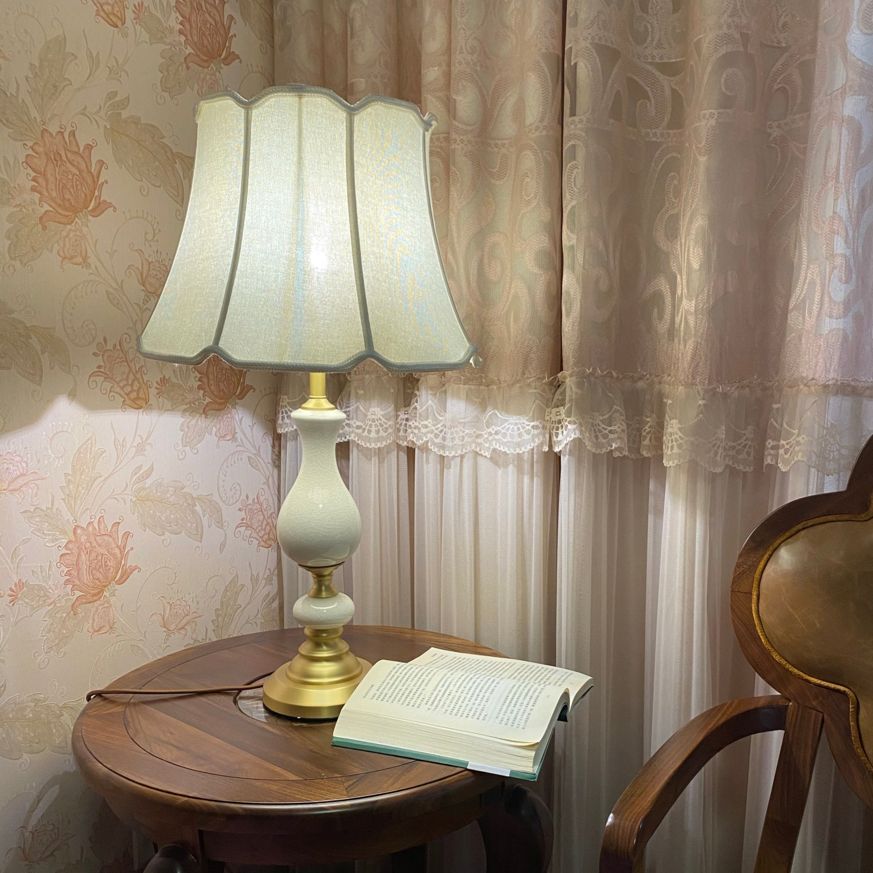 カルロ テーブルランプ