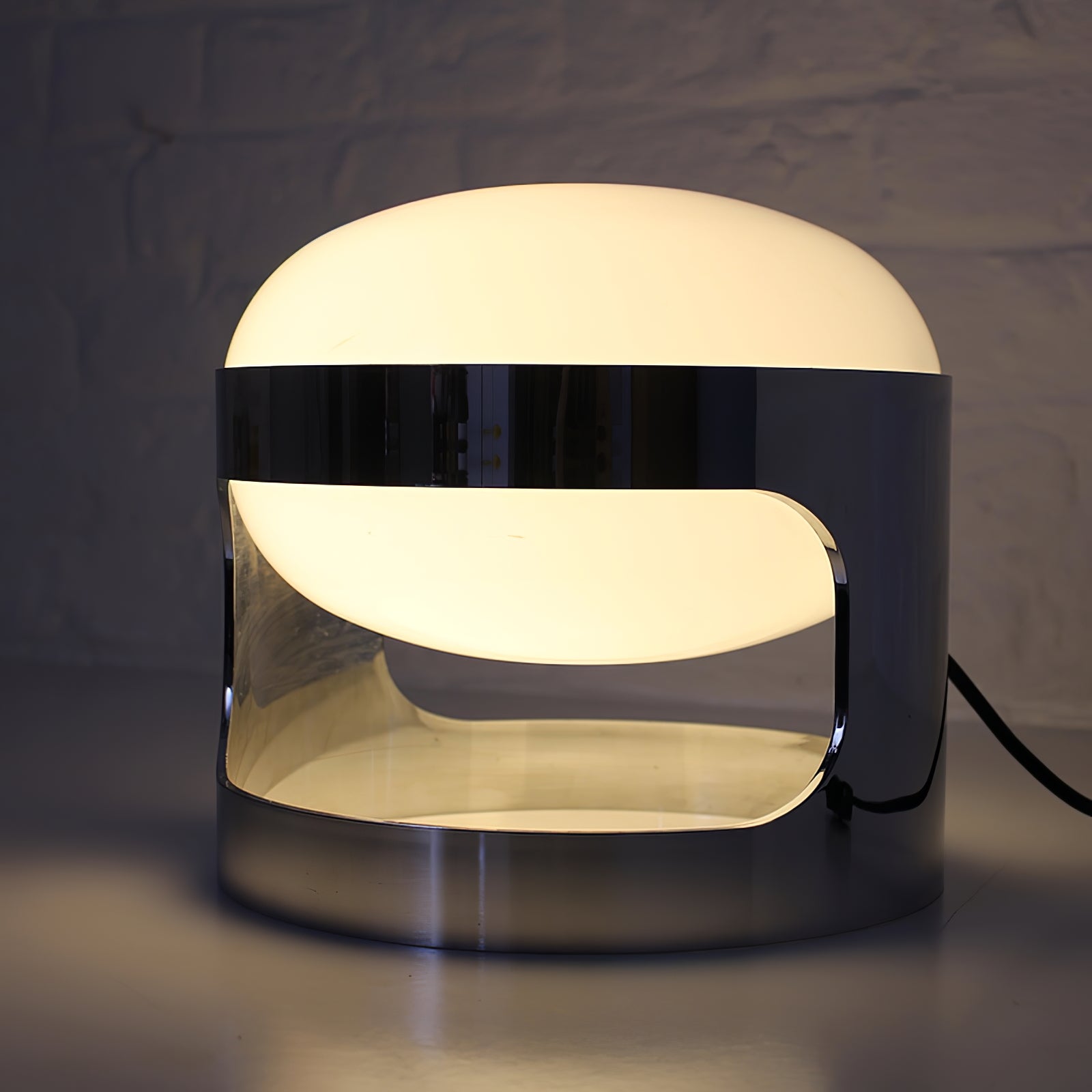 KD27 テーブルランプ