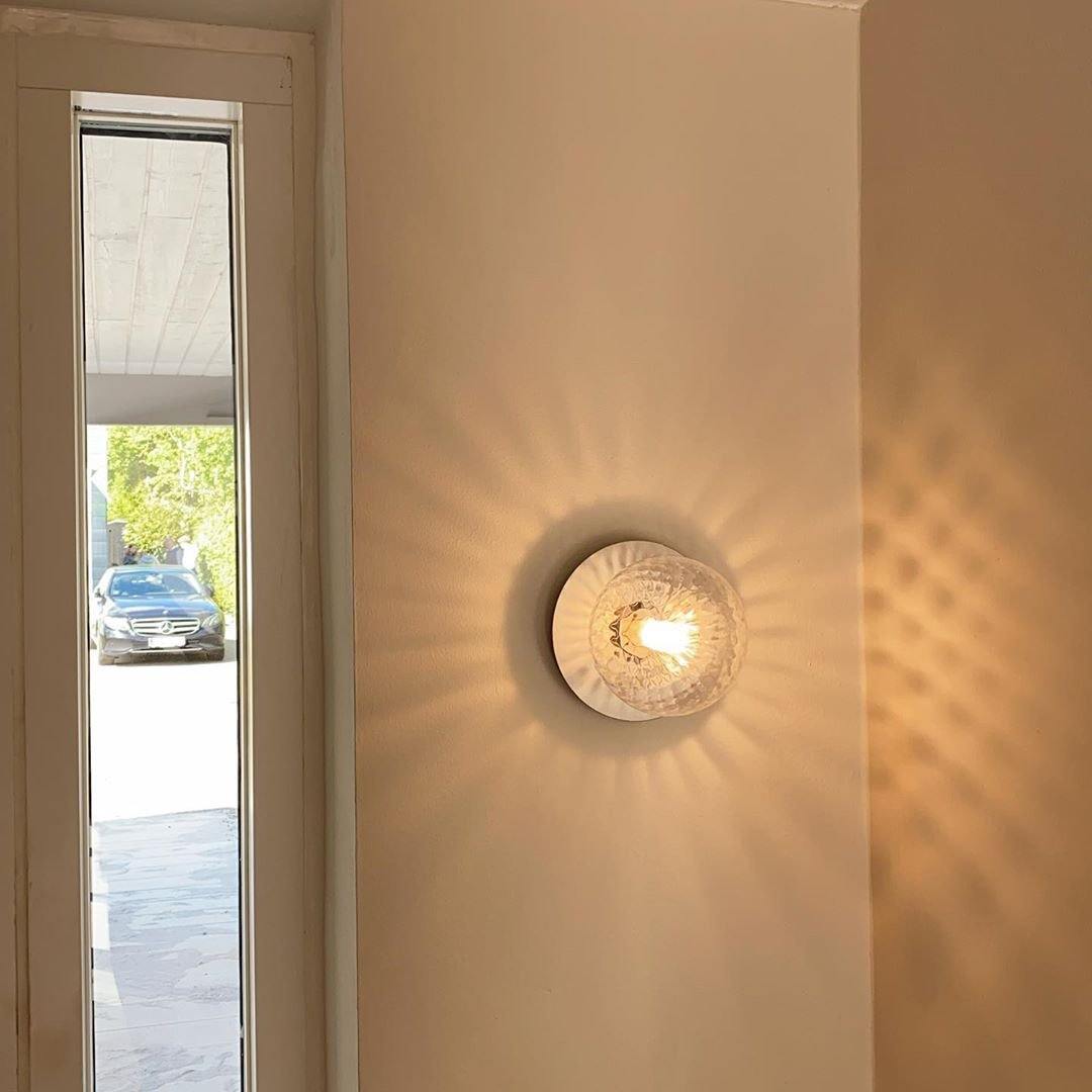 Liila Wall Lamp