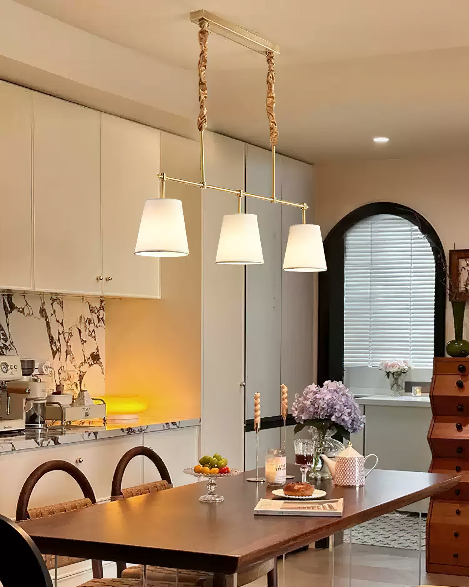 Crestgrove Chandelier