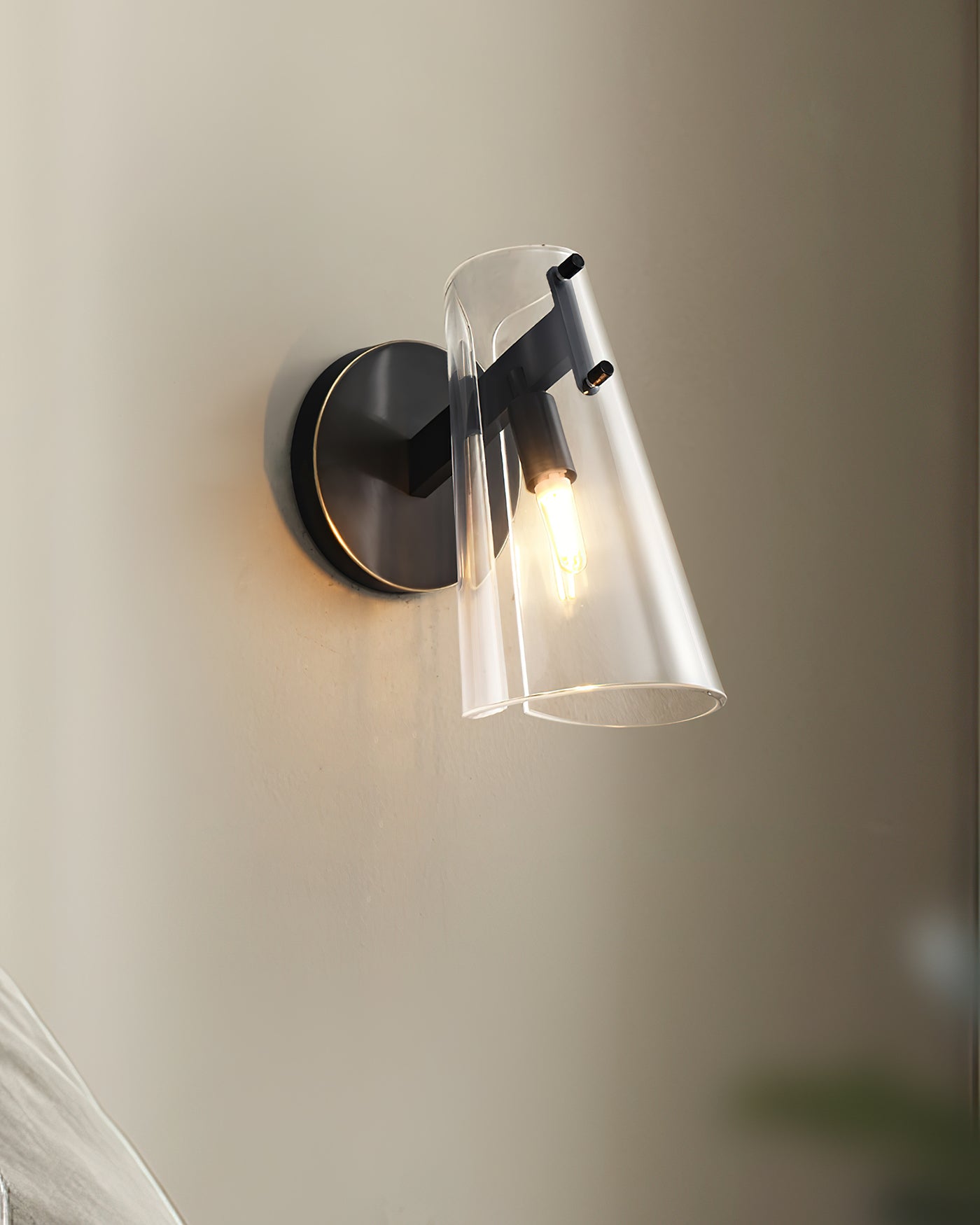 Vera Wall Light