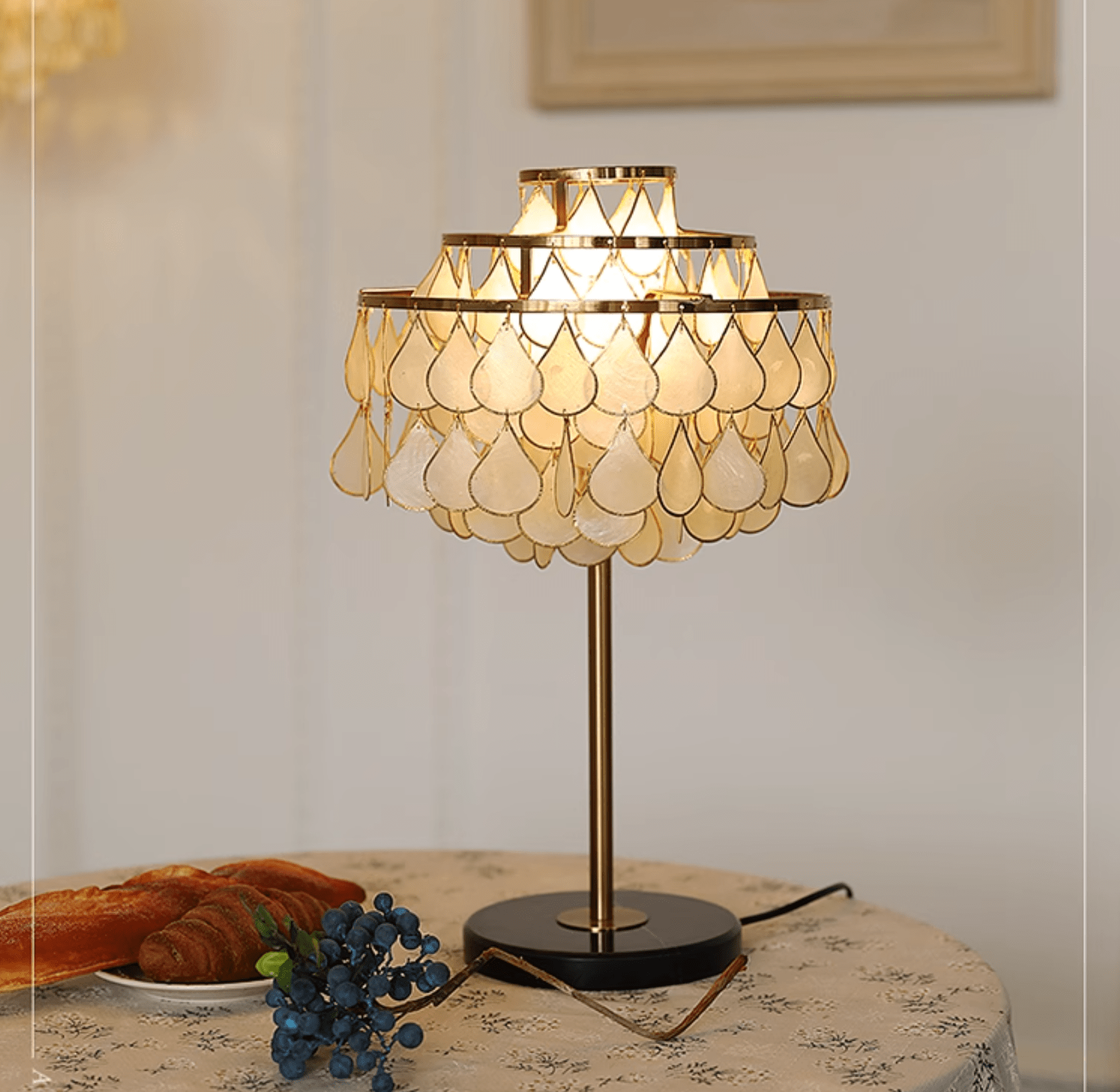 Abbington Shell Table lamp