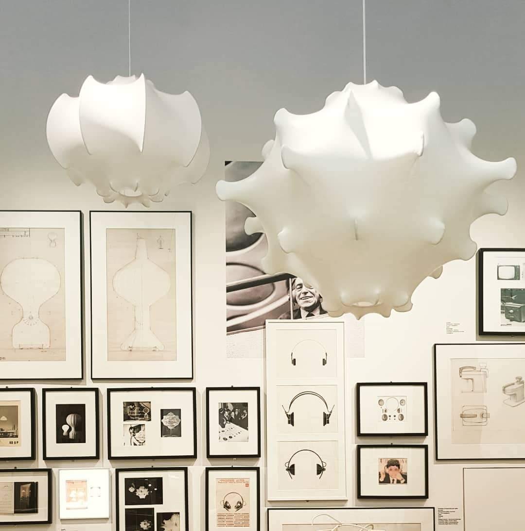 タンポポの吊り下げランプ