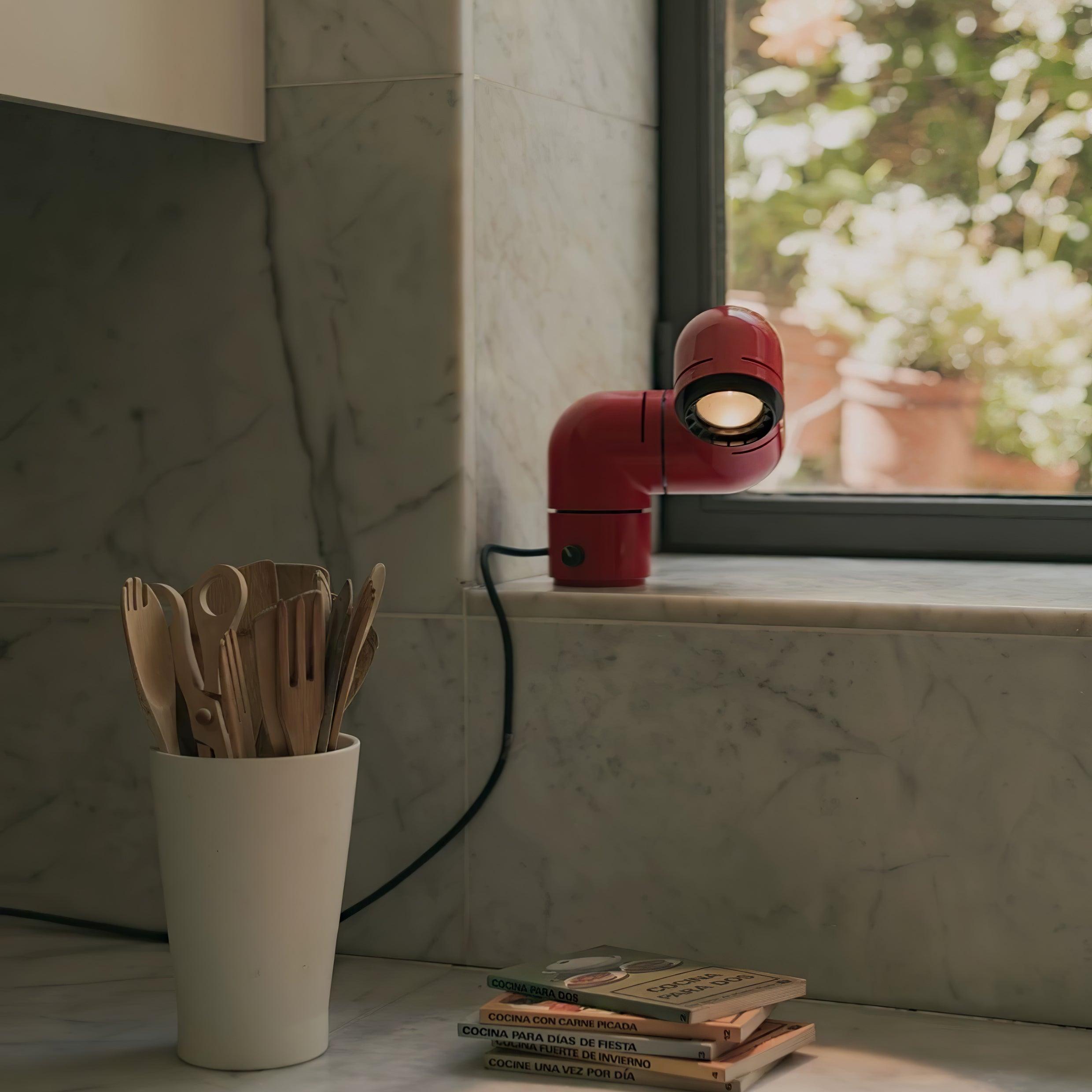 タトゥ テーブルランプ