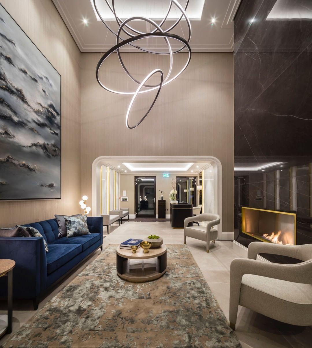 ロホヤのゴールドシャンデリア