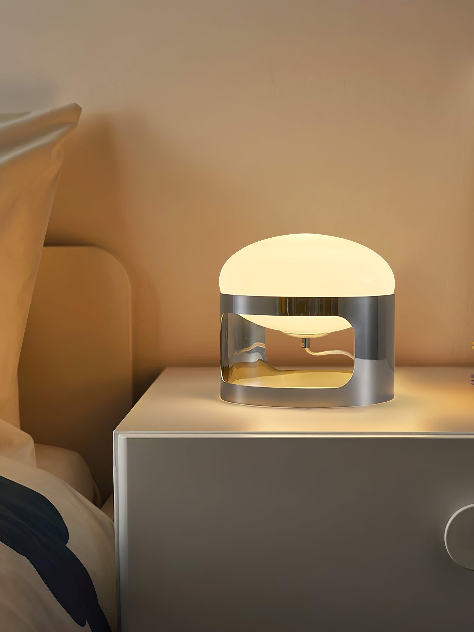 KD27 テーブルランプ