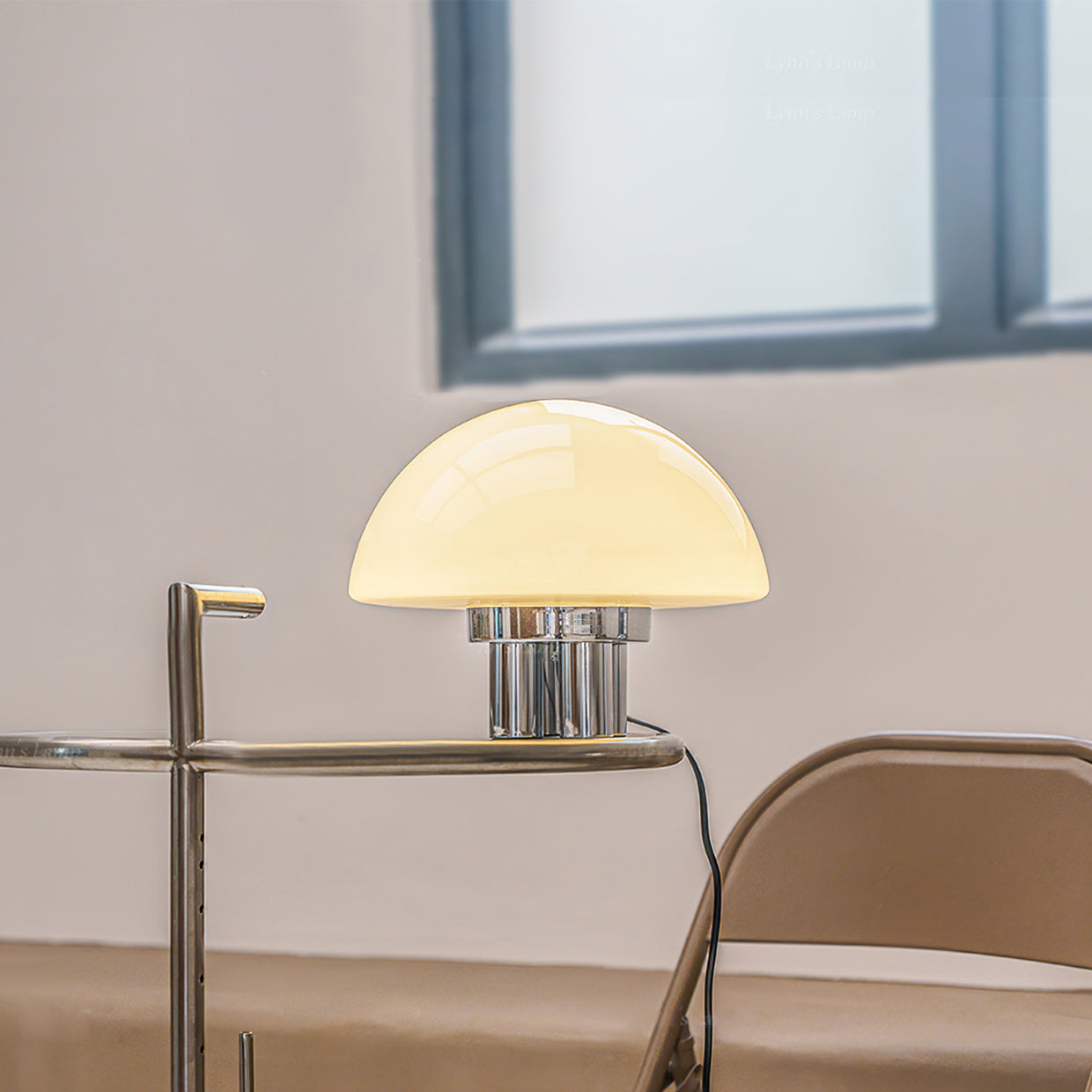 マグノリア テーブルランプ