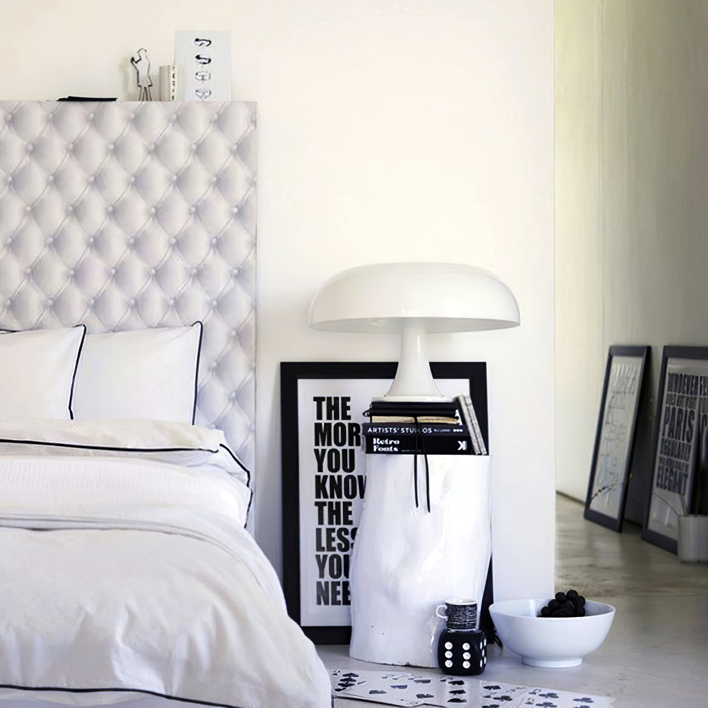 ネッソ テーブルランプ