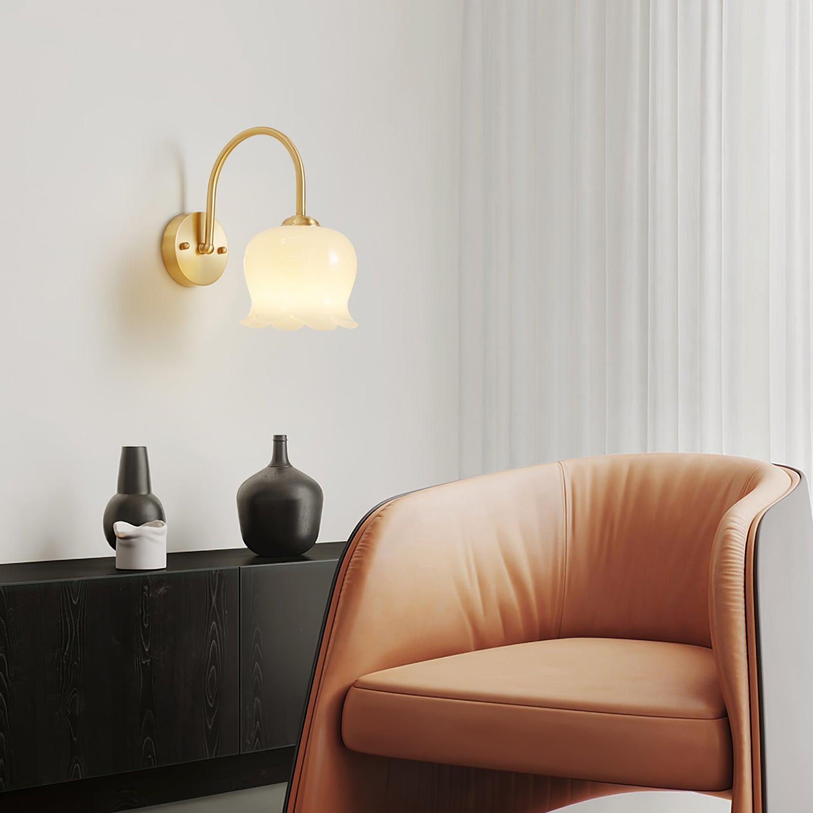 蘭のウォールランプ