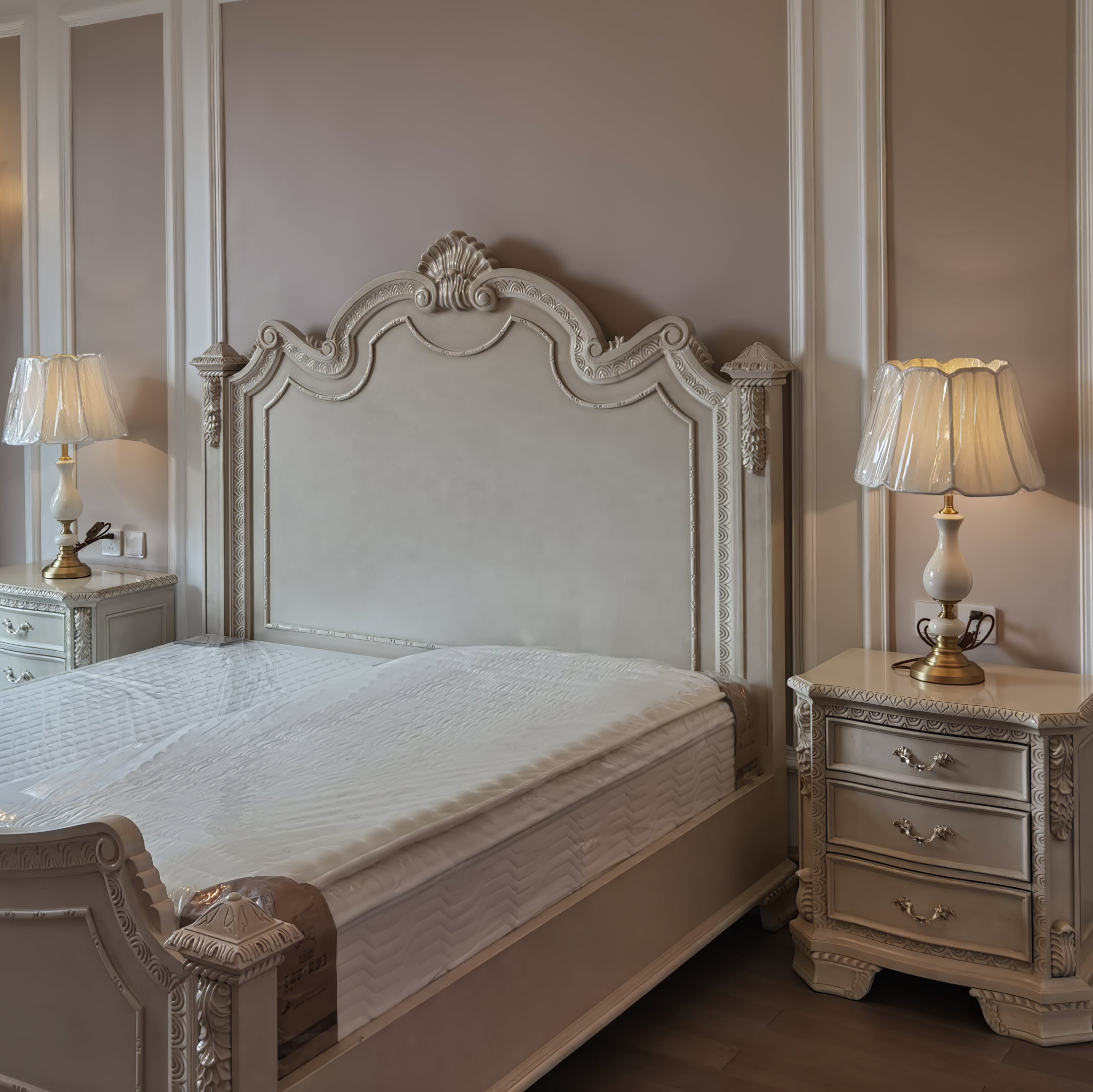 カルロ テーブルランプ