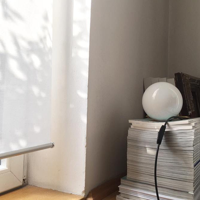 NH テーブルランプ