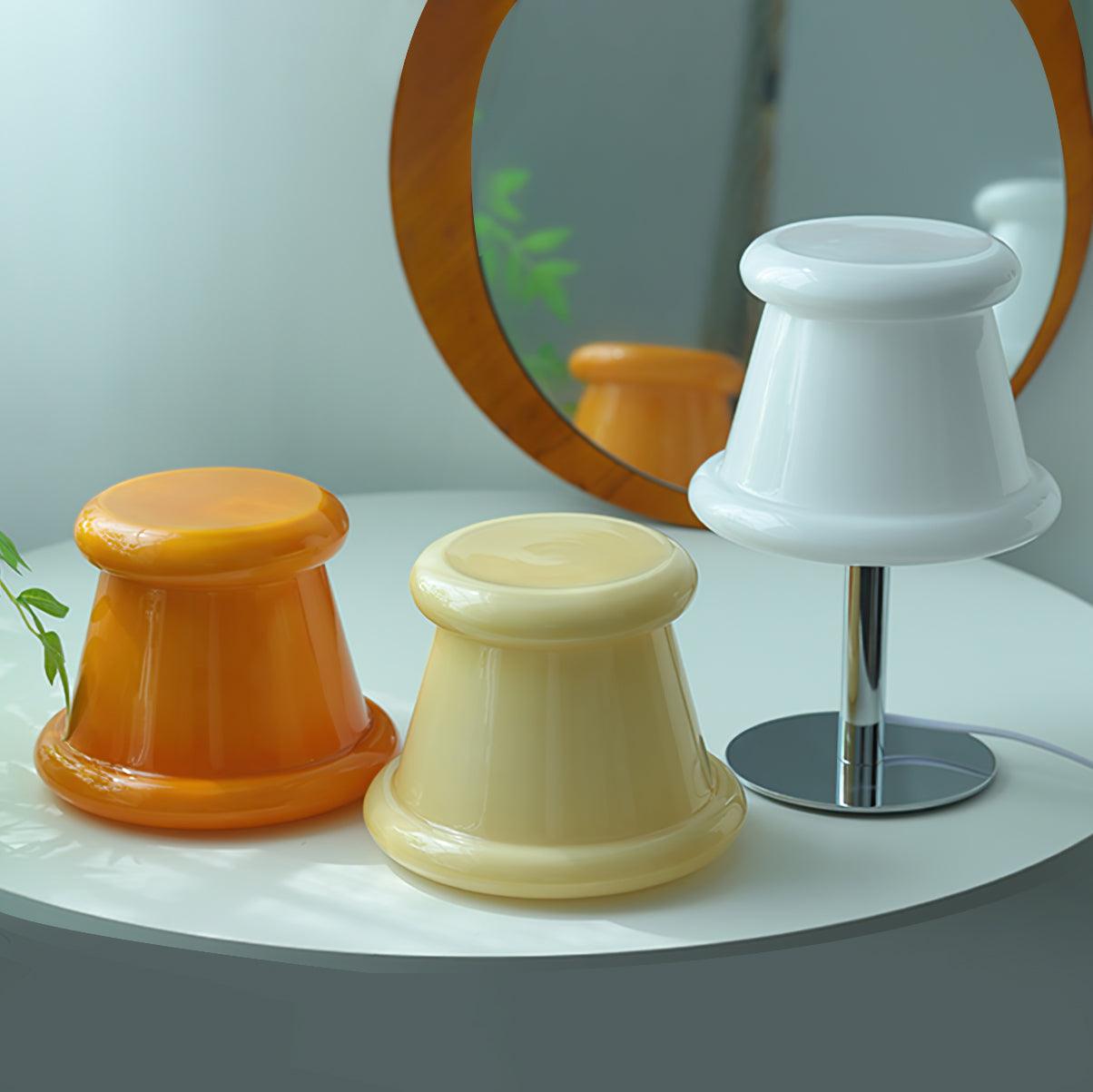 ミーファッド テーブルランプ