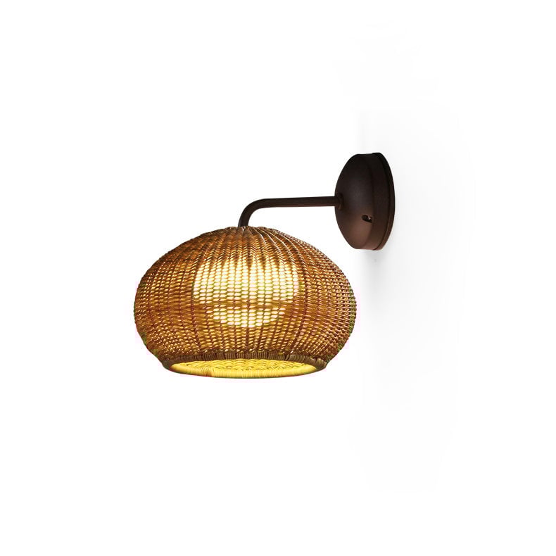 Garota Wall Lamp