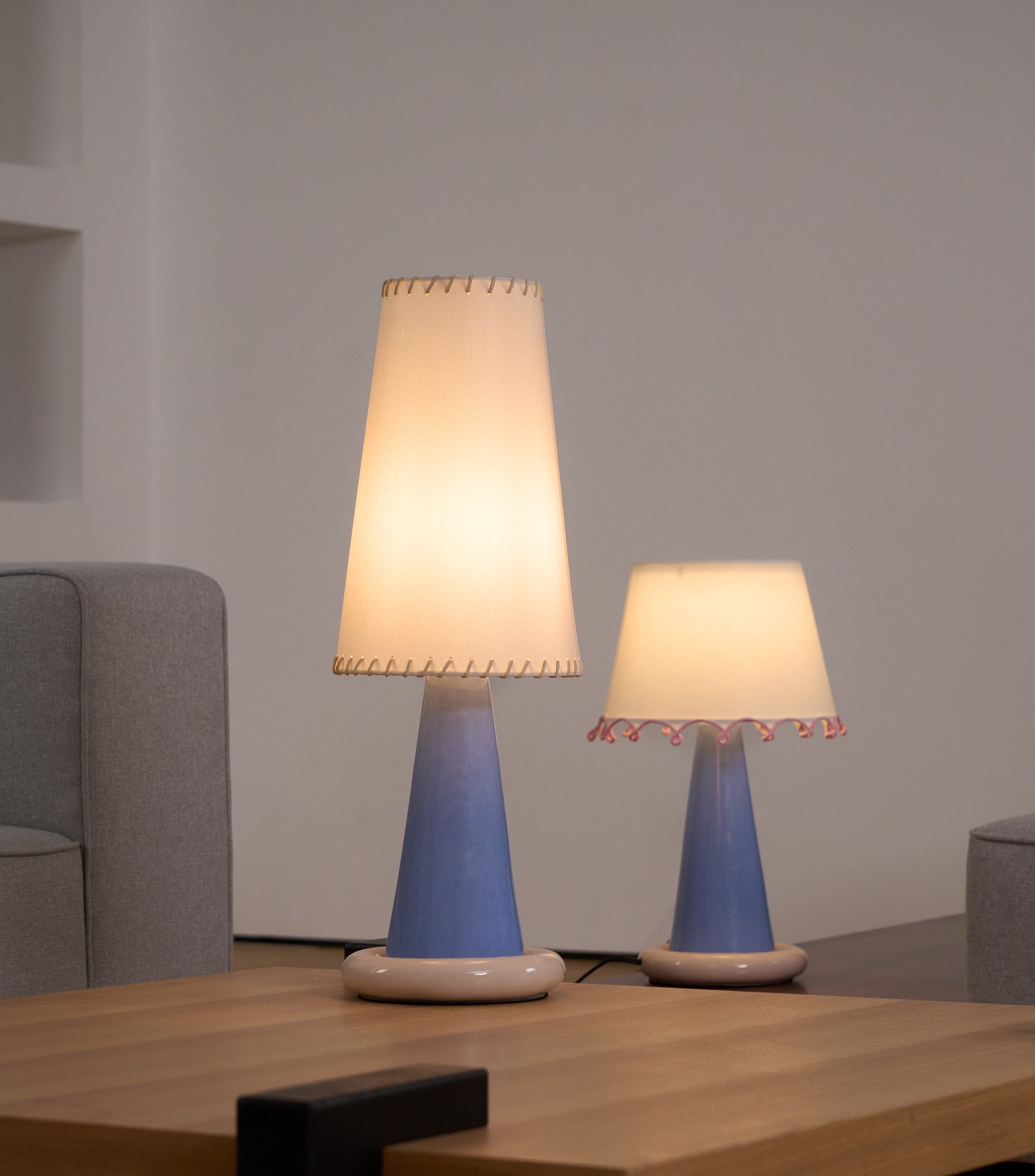 Ceramic Loop Table Light