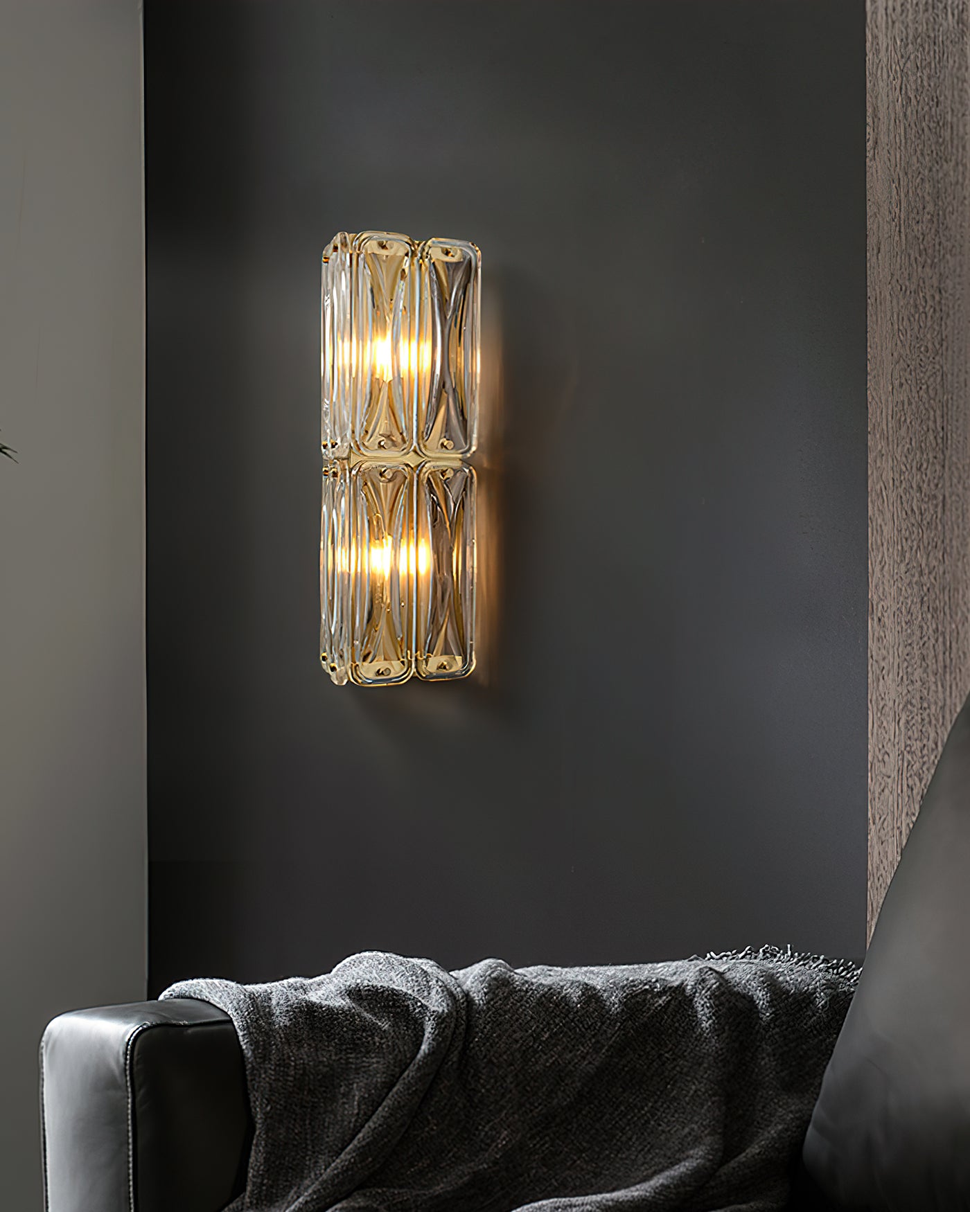 Amaris Wall Light
