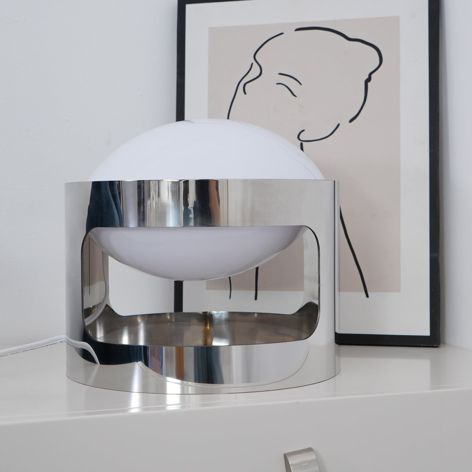 KD27 テーブルランプ