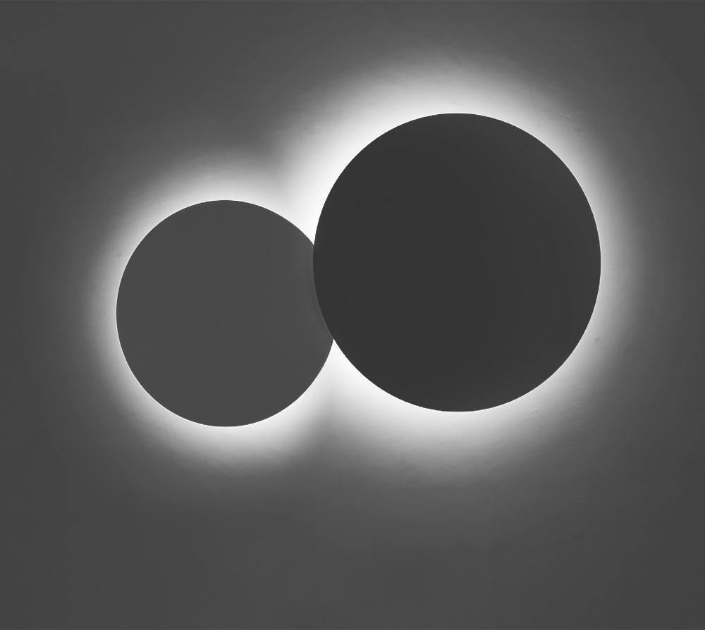 Puck Wall Art Wall Lamp