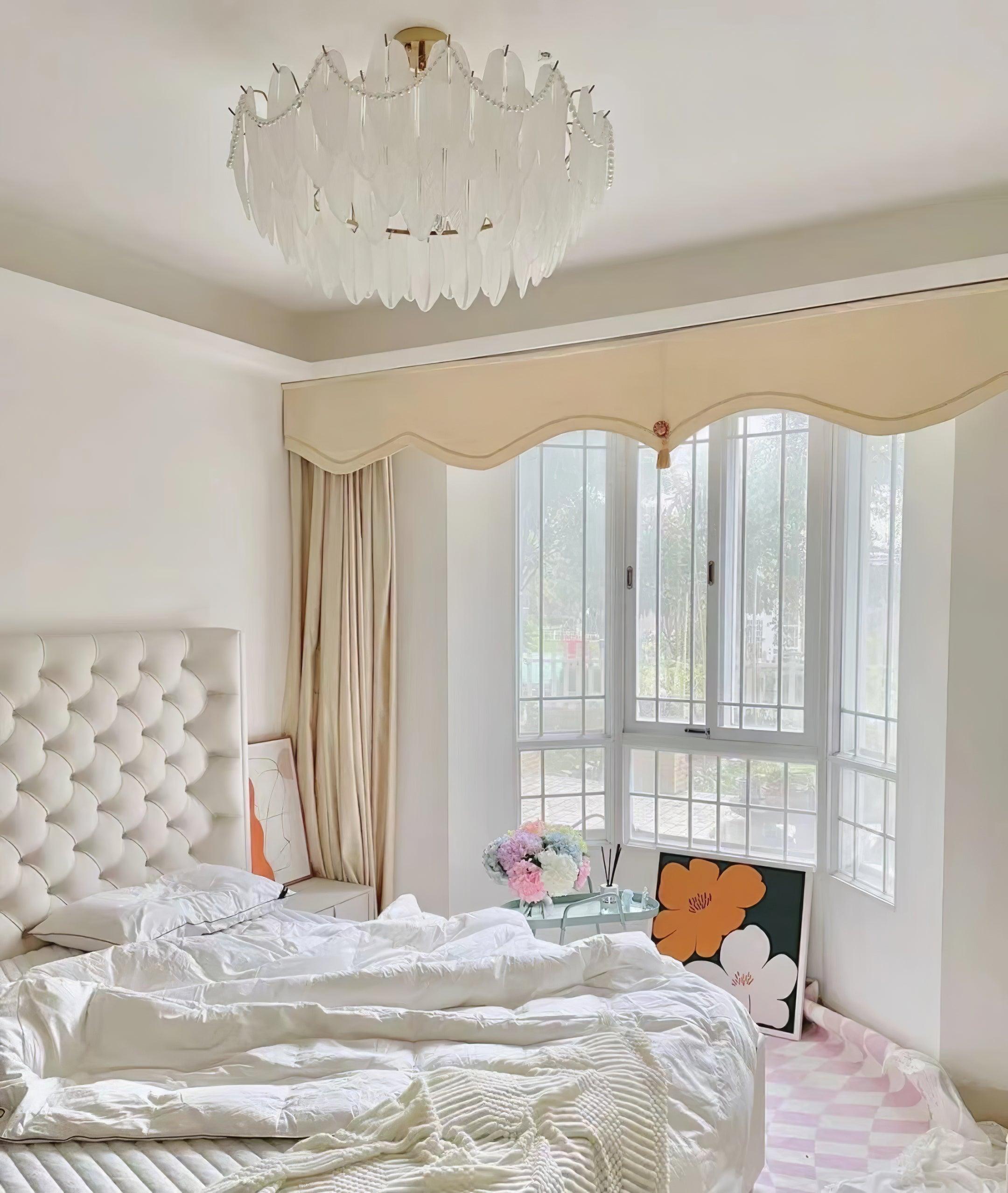 クリスタルフェザーシャンデリア