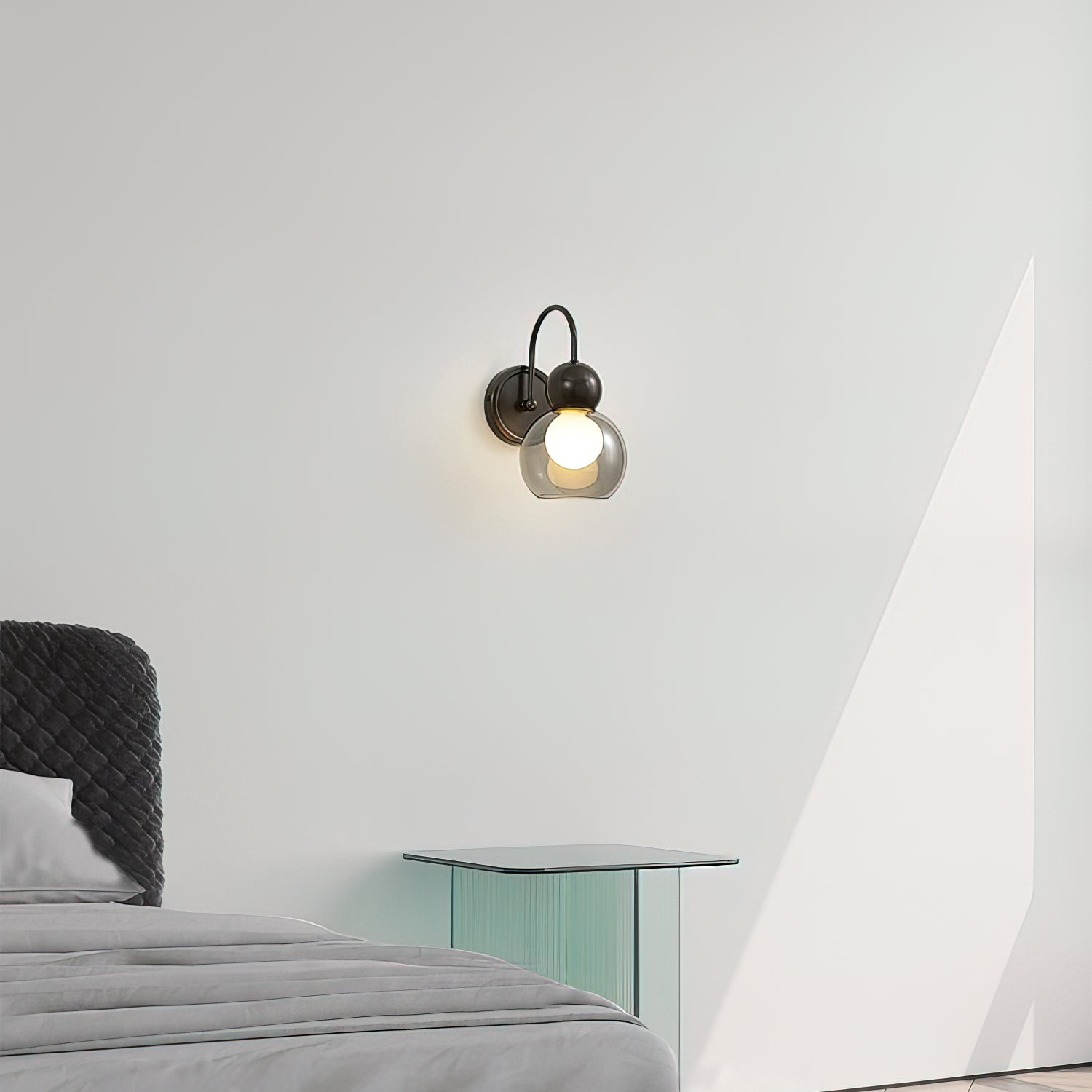 Larkson Wall Light