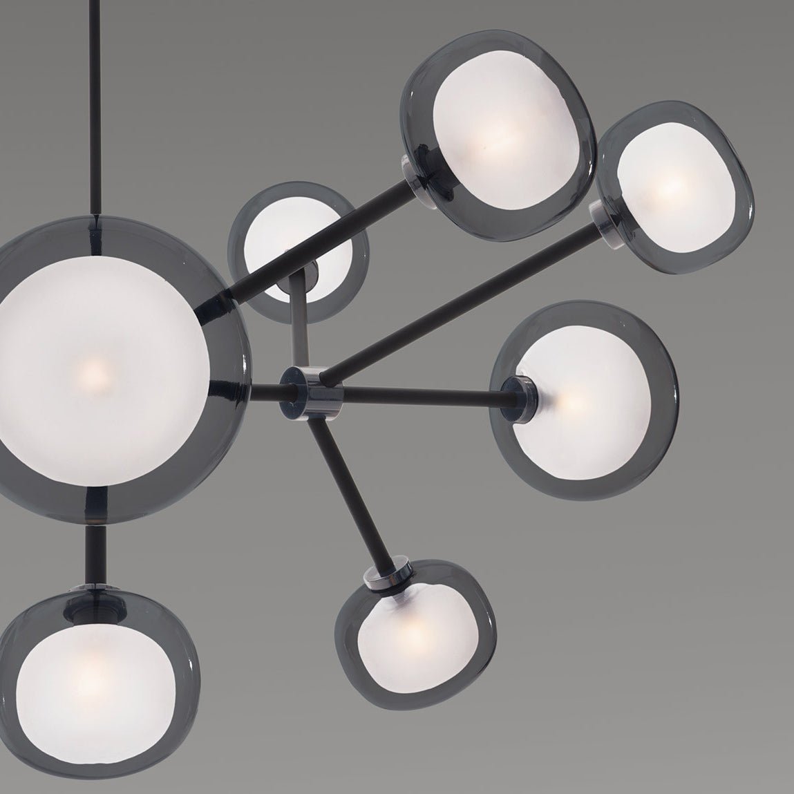 ナビラシャンデリア