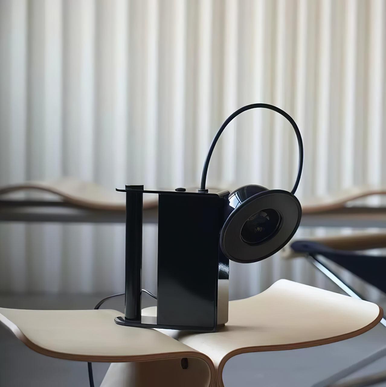 ローランド カメラテーブルライト