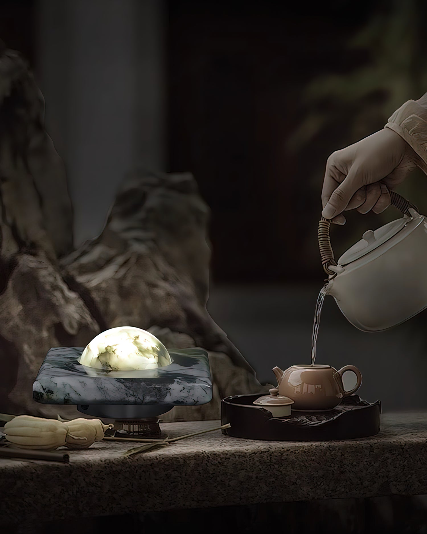 イートン テーブルランプ（バッテリー内蔵）