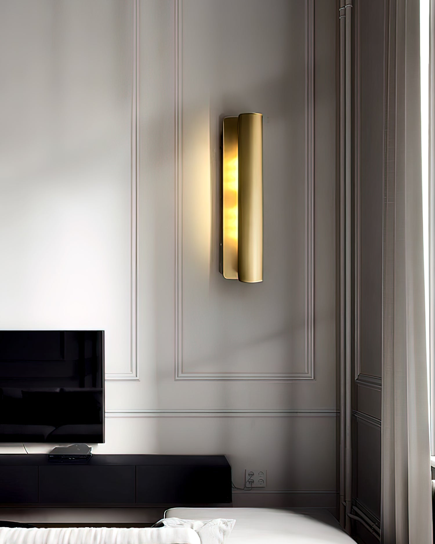 Bailey Wall Light