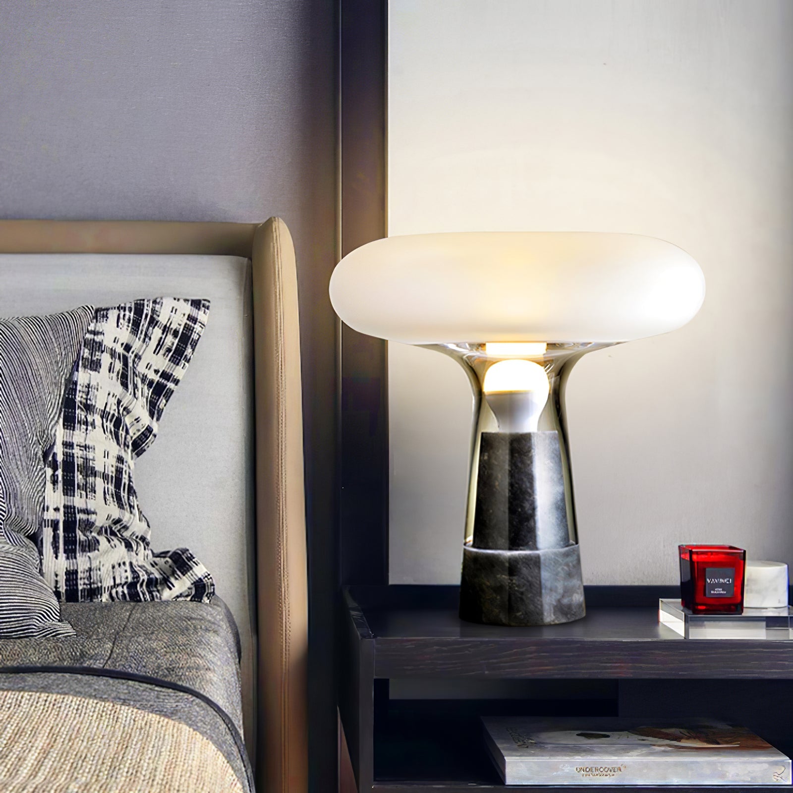 ジェローム テーブルランプ