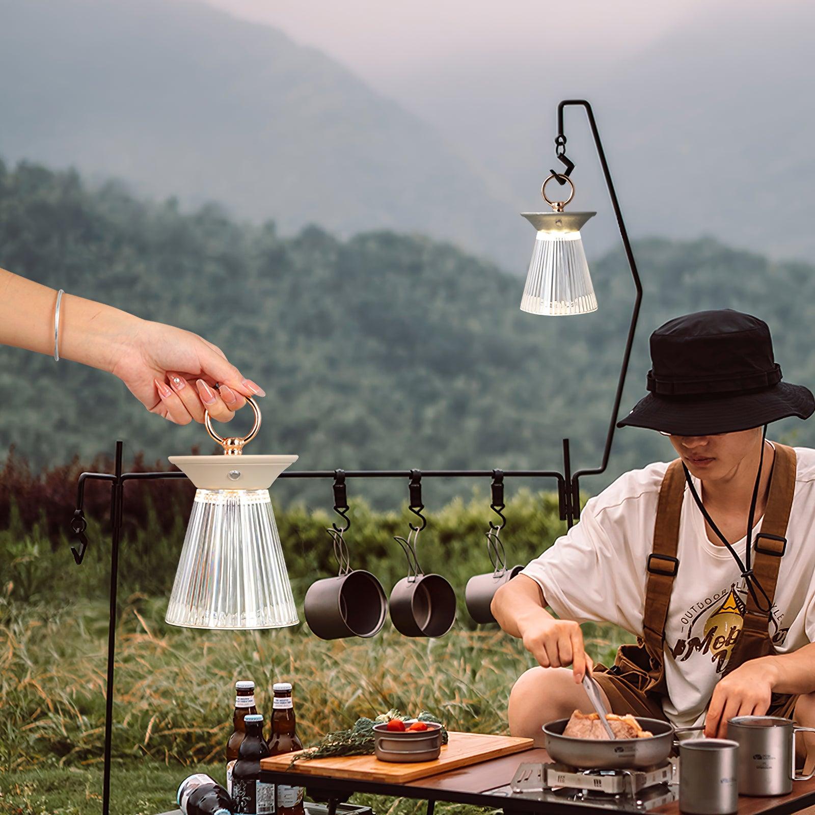 リブ付きアクリル内蔵バッテリーテーブルランプ