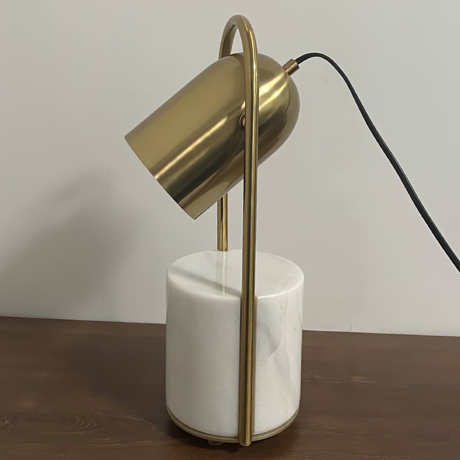 キャニスターテーブルランプ