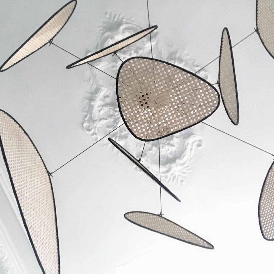 スクリーンカナージュサスペンション