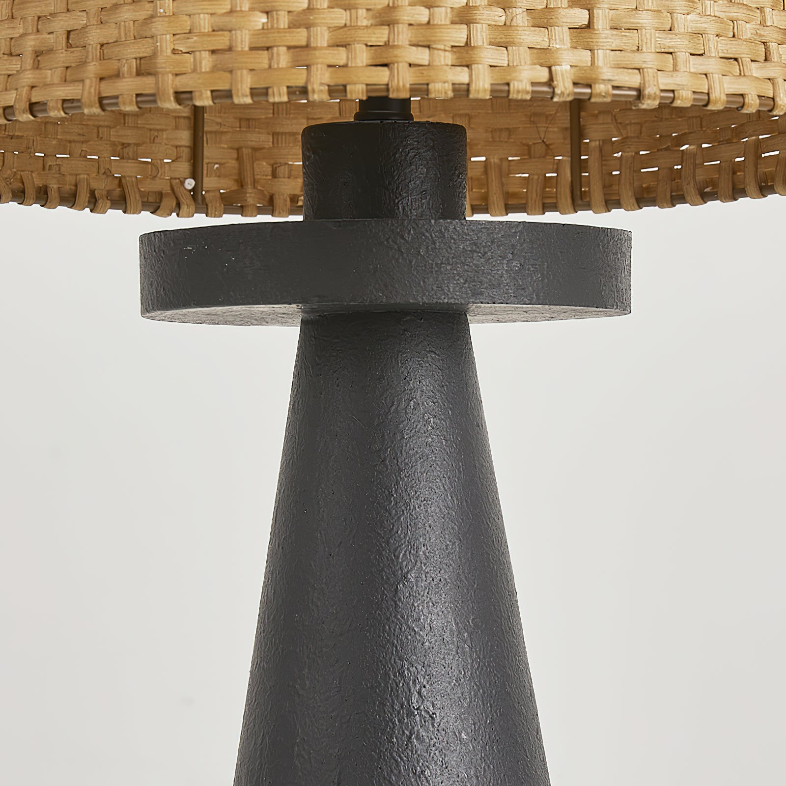 バークレー テーブルランプ