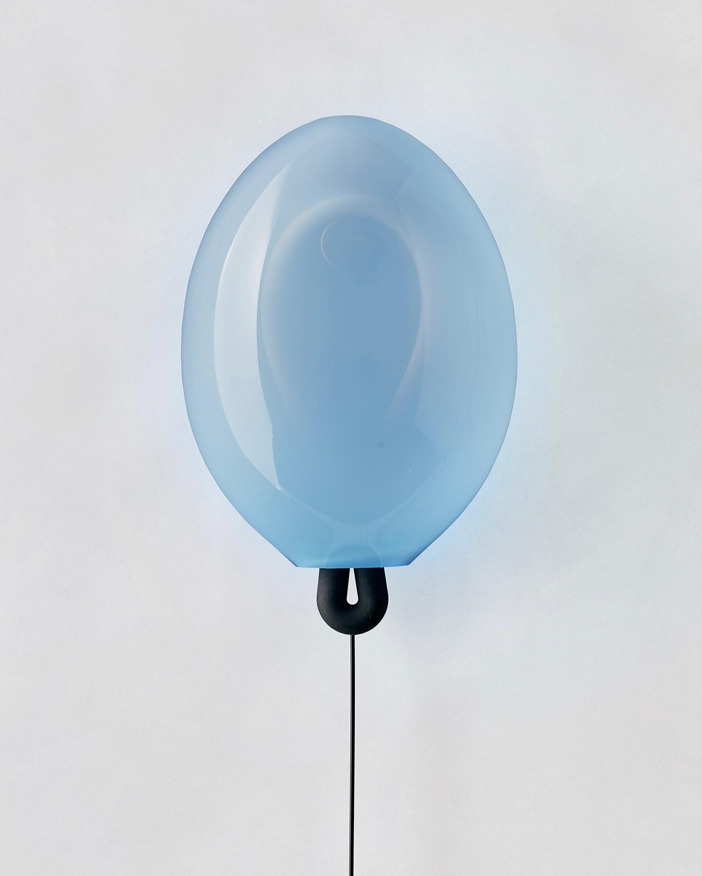 ブラ ウォール ライト