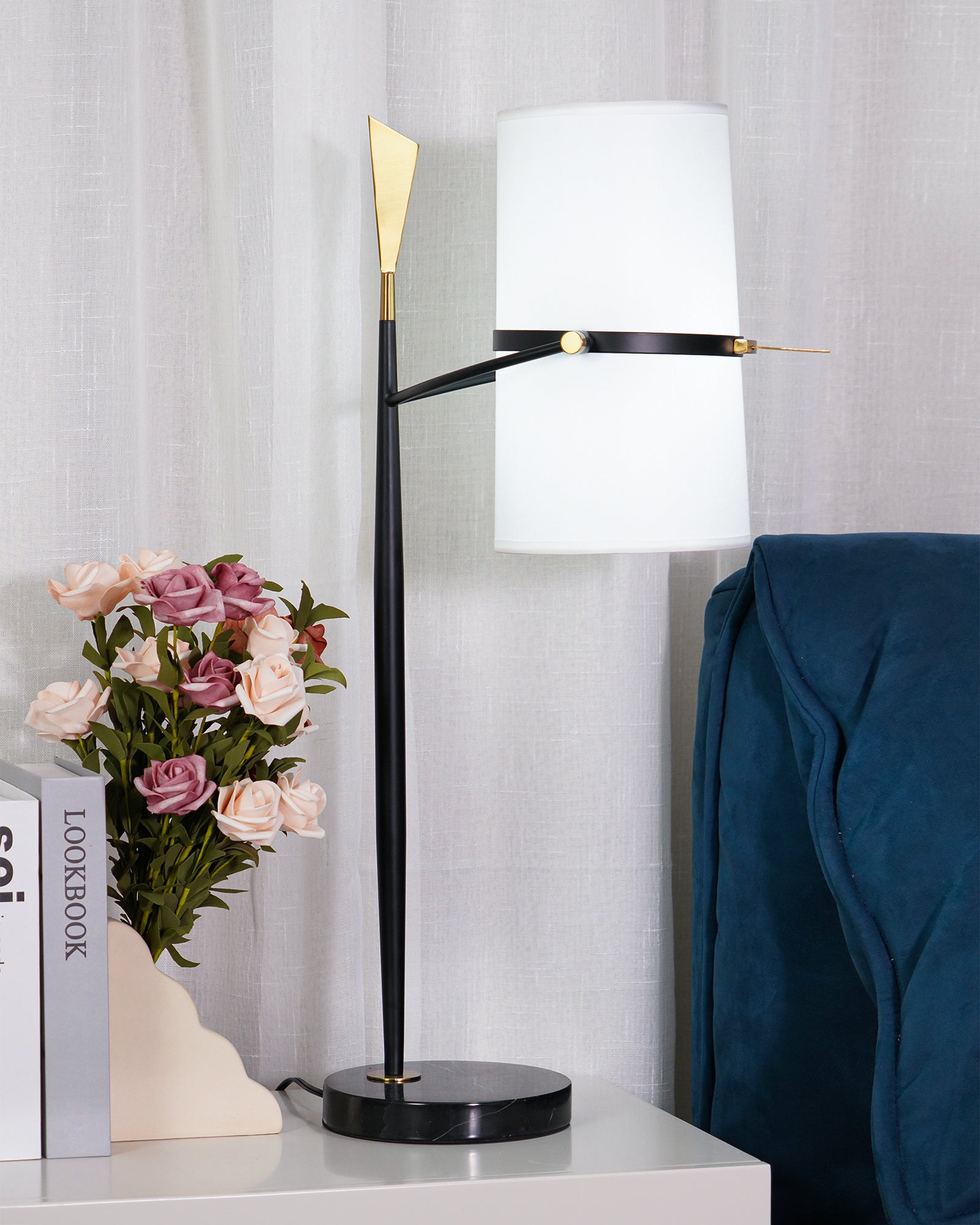 ヤスミン テーブルランプ