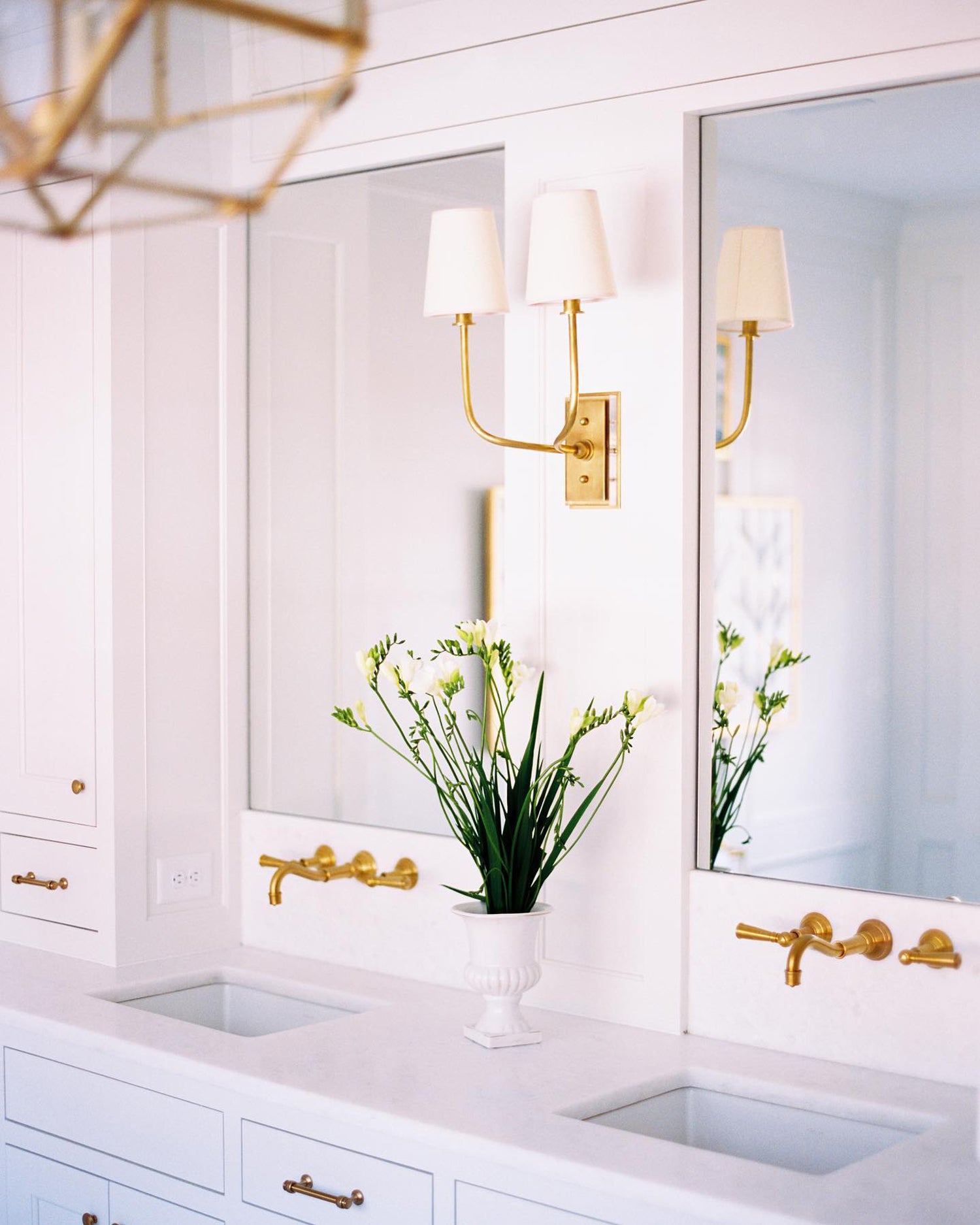 タヴェルニエ ウォールランプ