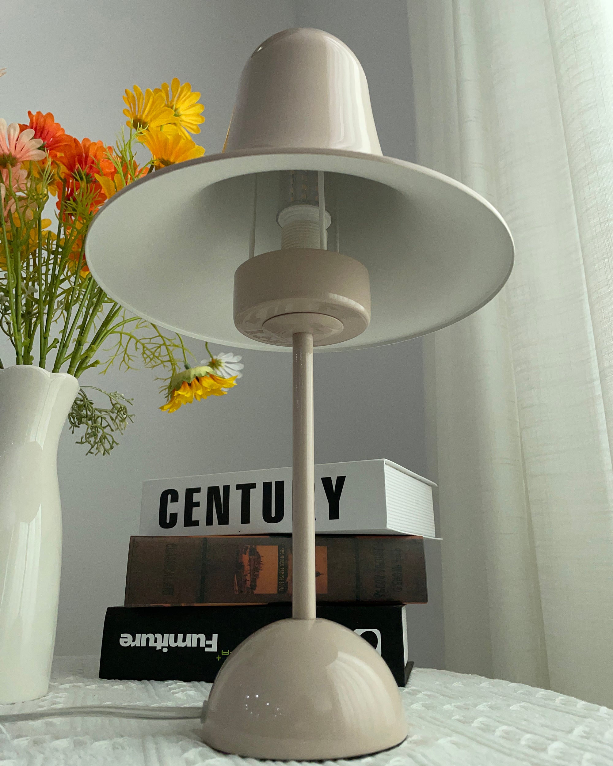 Pantop Table Lamp