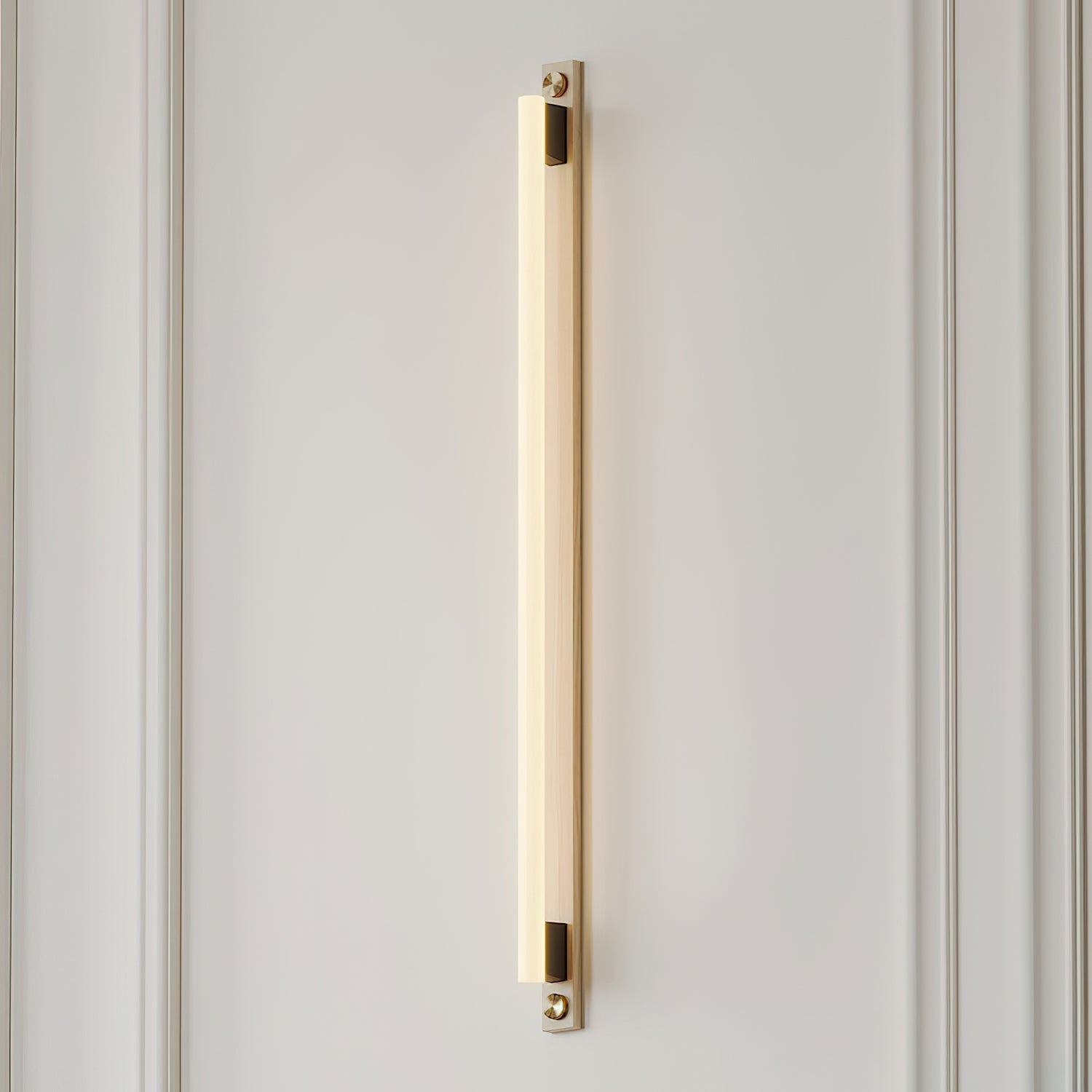 Loewe Wall Lamp
