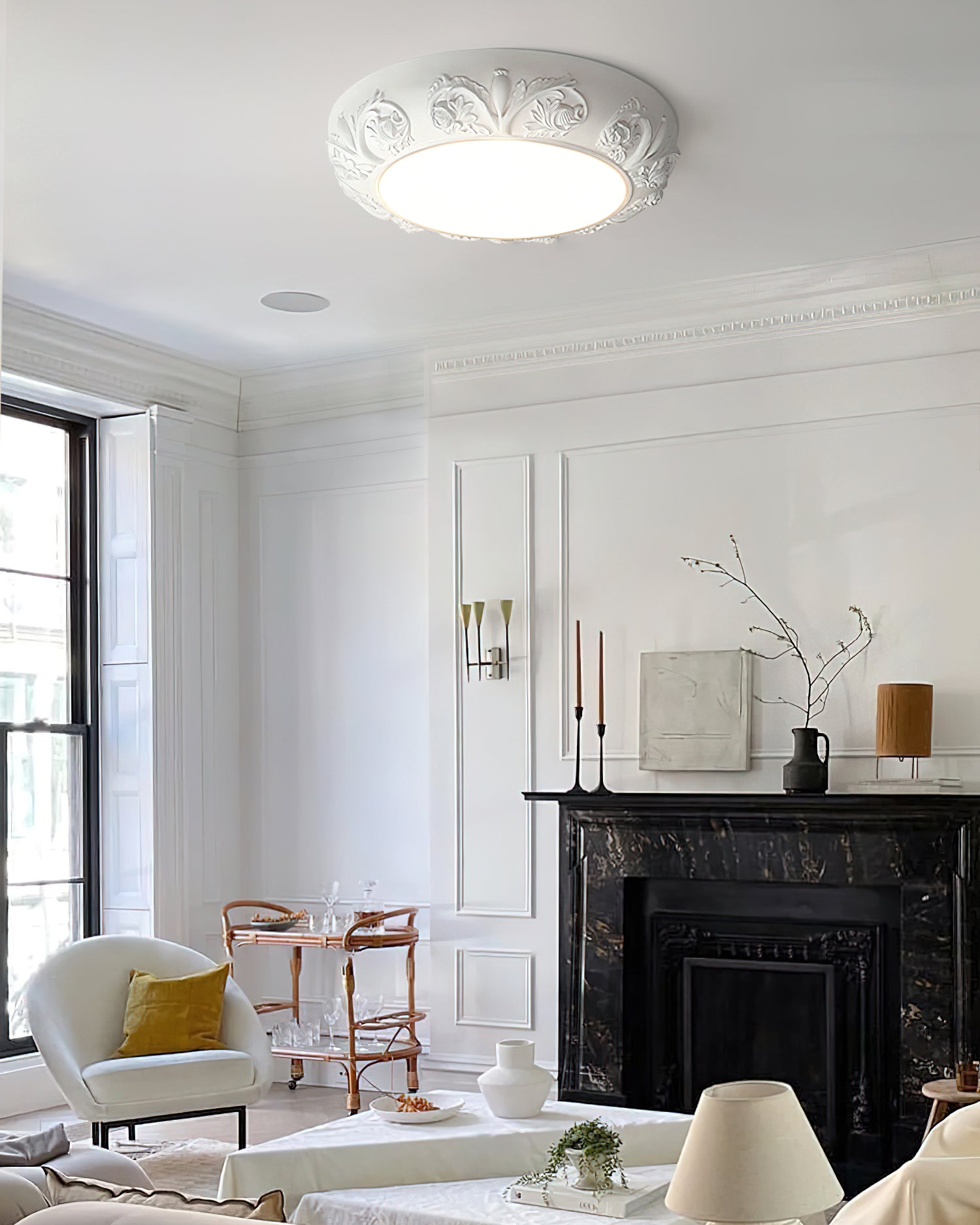 フランスのレトロな天井ランプ