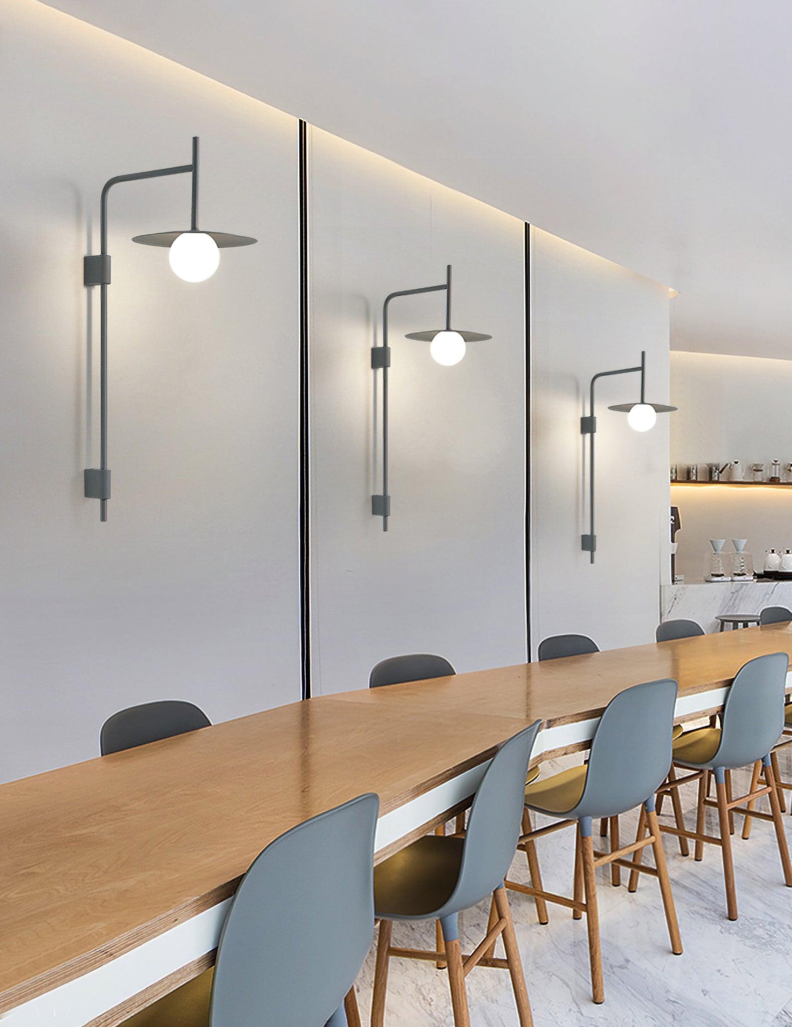 Gea スイング アーム ウォール ランプ