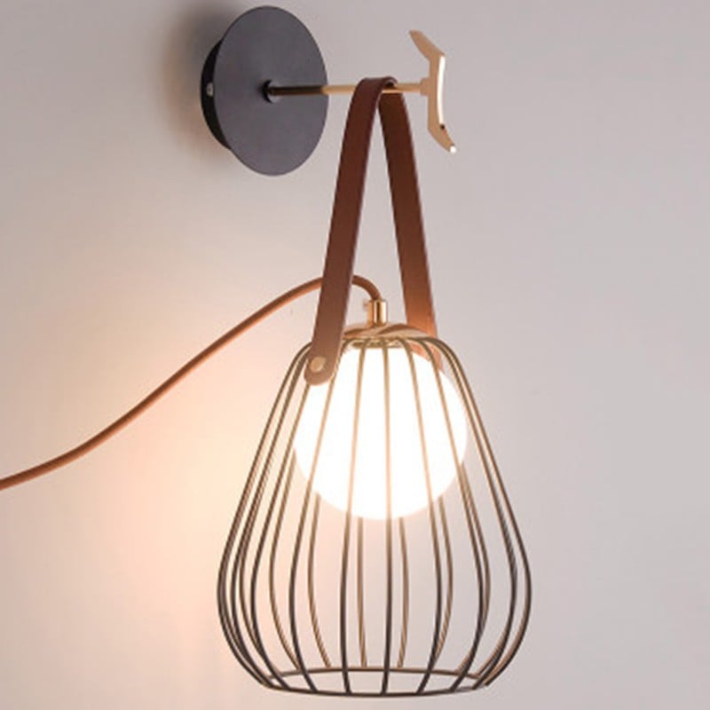 2つのテーブル/ウォールライト