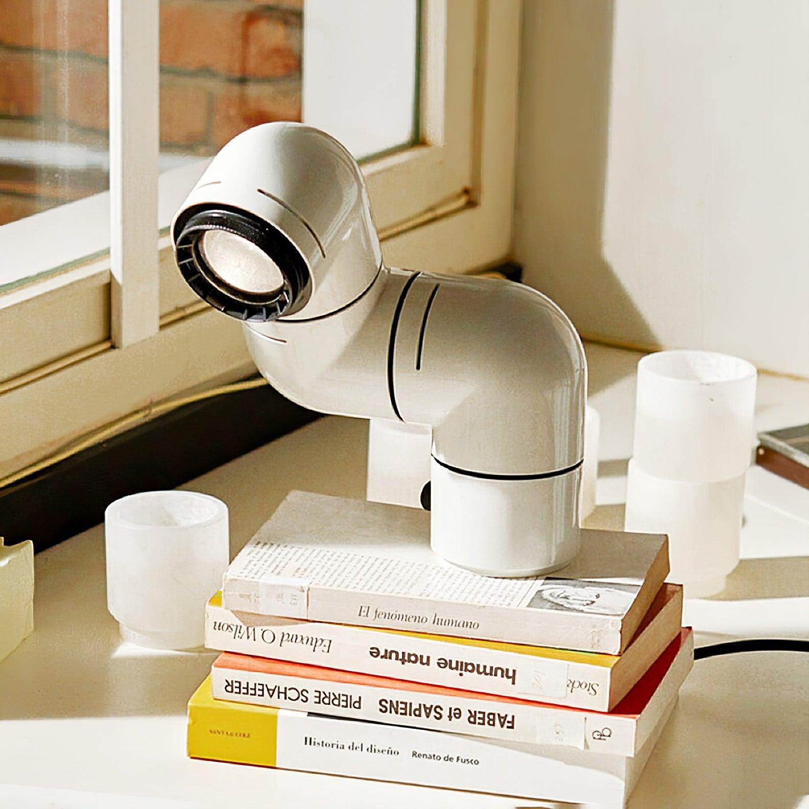 タトゥ テーブルランプ